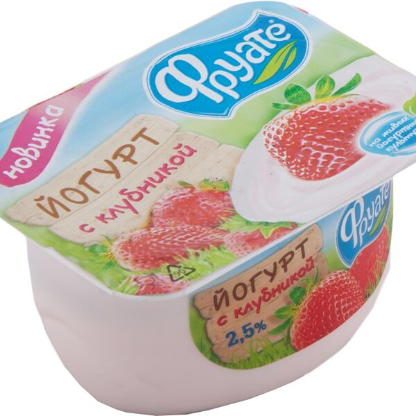 Йогурт Фруате клубника, 2.5%