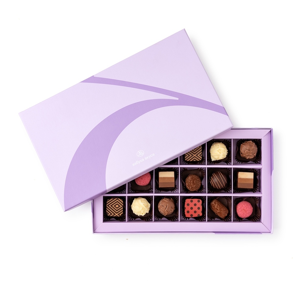 

Коллекция шоколадных конфет ручной работы от шеф-кондитера, 18 шт., 235 г, Россия