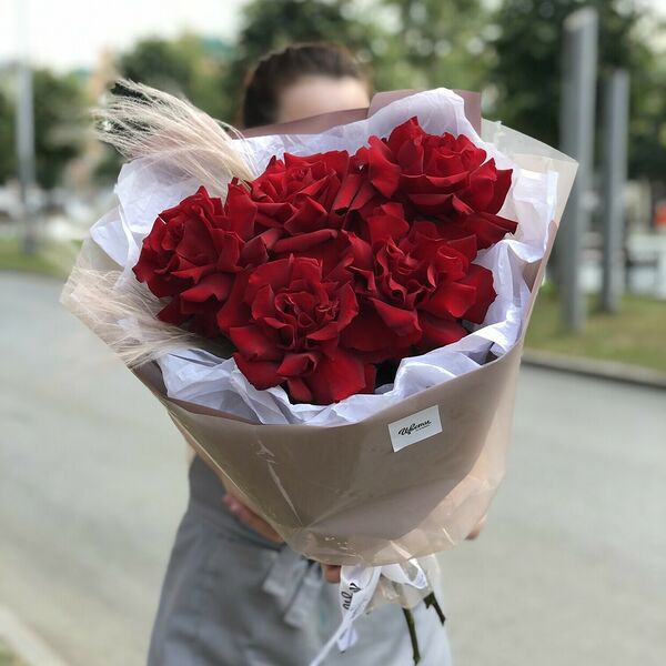 Букет из ажурных роз