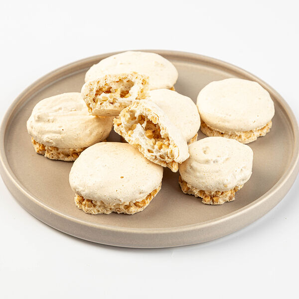 Безе с арахисом