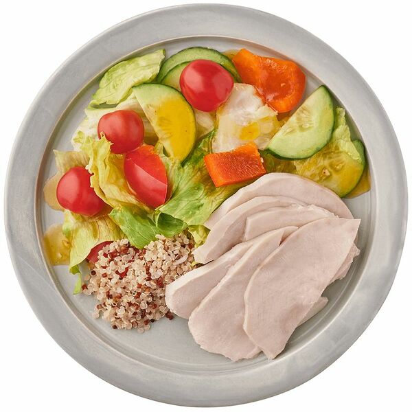Салат с куриным филе, киноа и овощами Шеф Перекрёсток, 200г