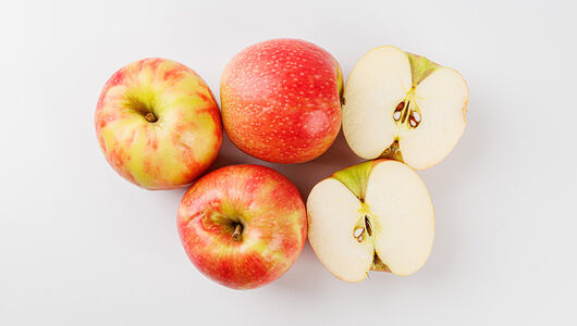 Яблоко Криппс пинк