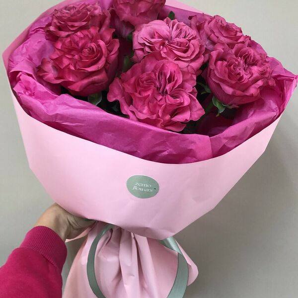 Букет из пионовидной розы