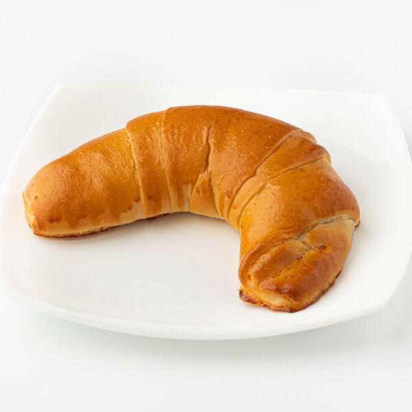 Рогалик сдобный с вишневой начинкой