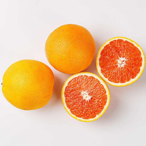 Апельсины красные вес до 650 г