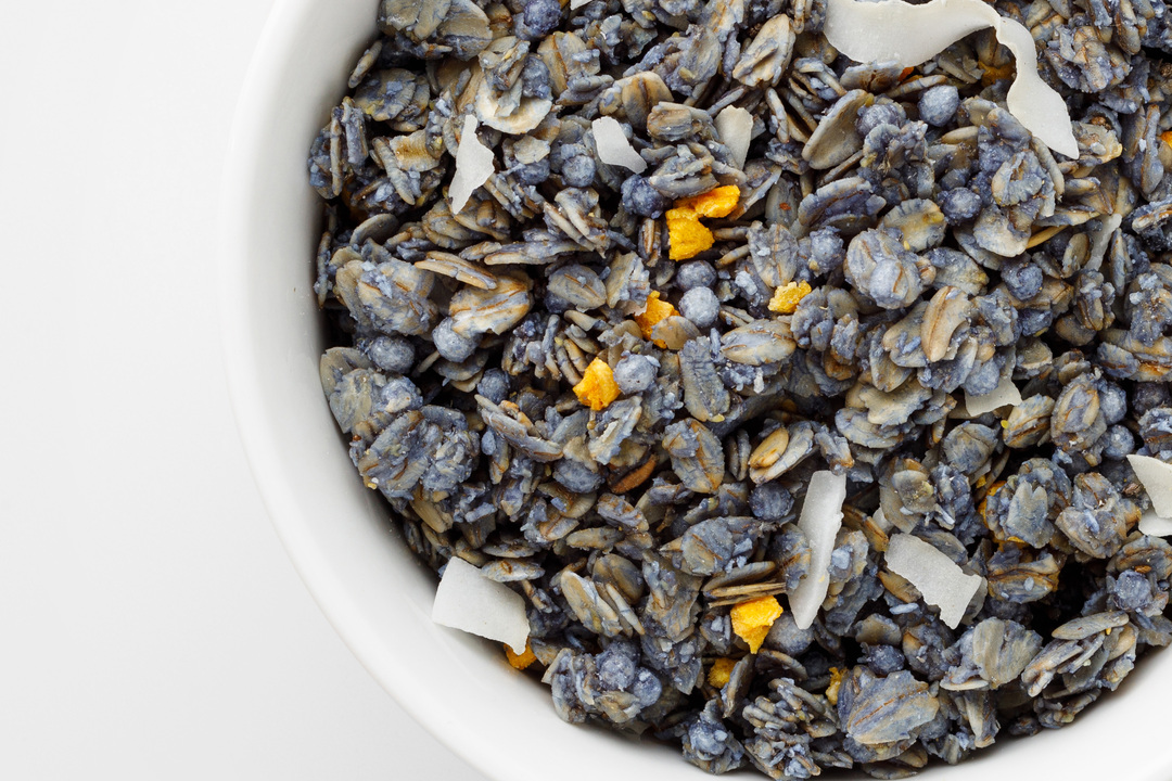 

Гранола Granola Lab Wild Crunch Манго и маракуйя с голубой матчей, 260 г