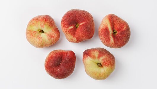 Персик плоский