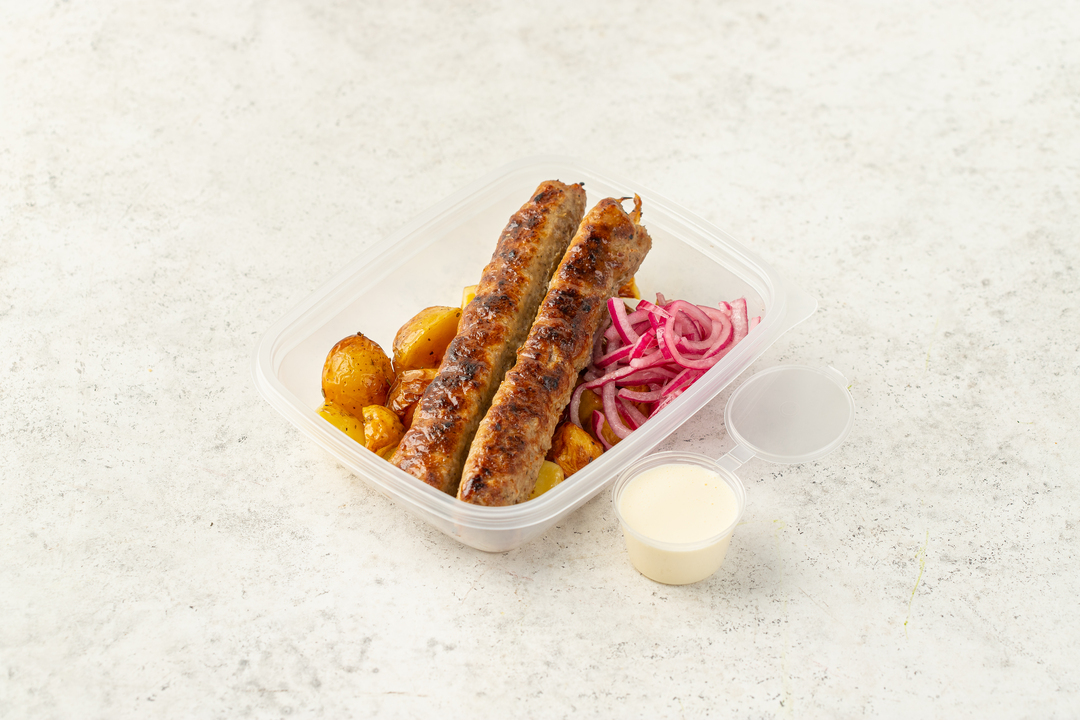 

Люля-кебаб из говядины с запеченным мини-картофелем ВкусВилл 325 г