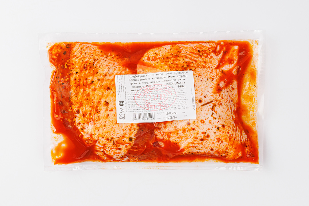 

Филе грудки утки в брусничном маринаде