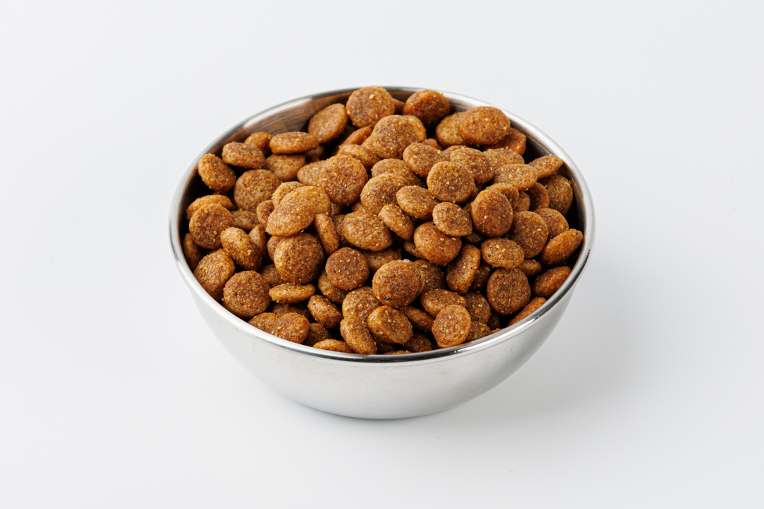 

Сухой корм для кошек Bowl Wow с индейкой, курицей и свеклой для стерилизованных кошек 1.5 кг