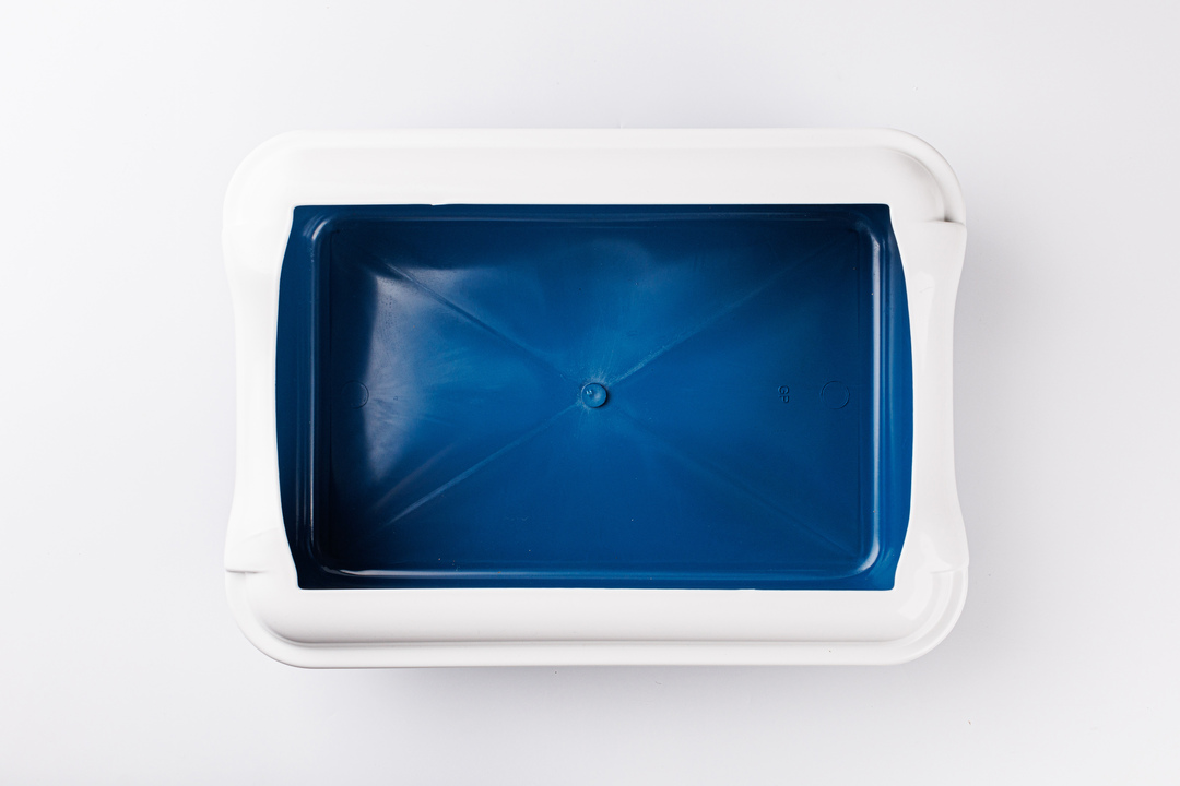 

Туалет для кошек Homecat Бюджет с бортиком синий, 37х27х11.5 см