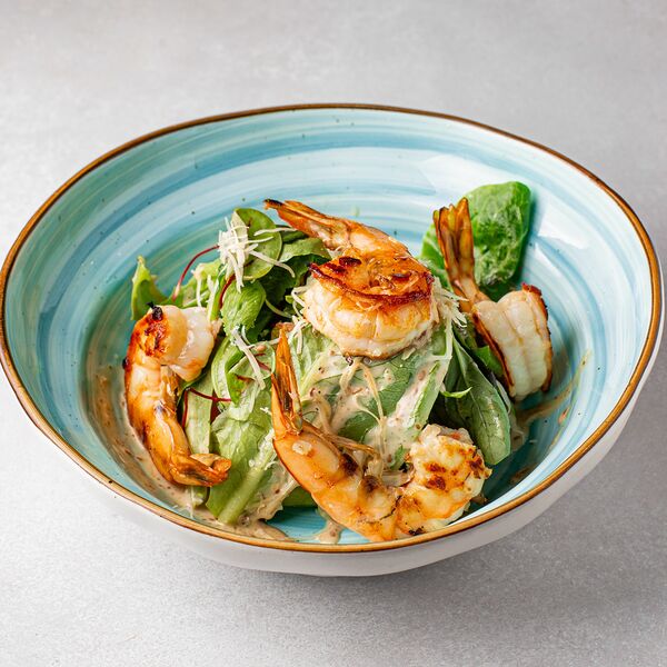 Салат с креветками и авокадо