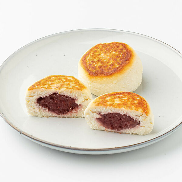 Сырники творожные с клубничной начинкой