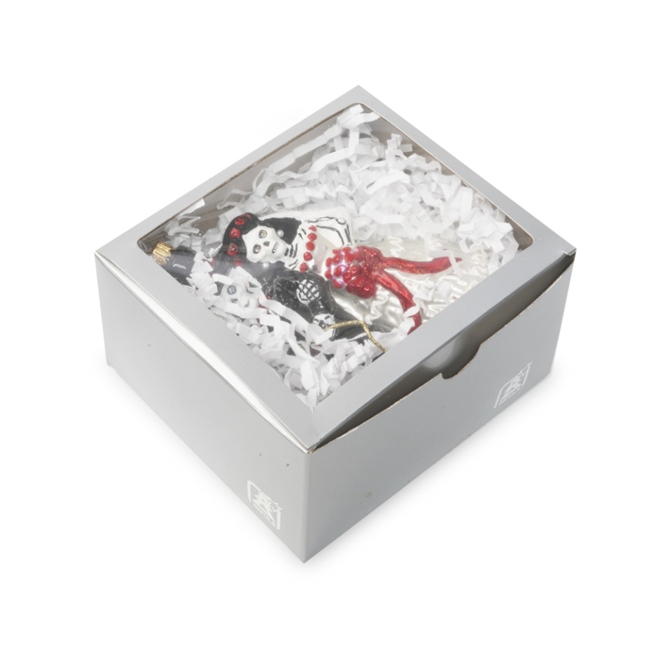 

Игрушка для елки Impuls Традиции Пара в свадебных нарядах