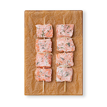 Шашлык Азбука вкуса из филе форели радужной в кефирном маринаде 