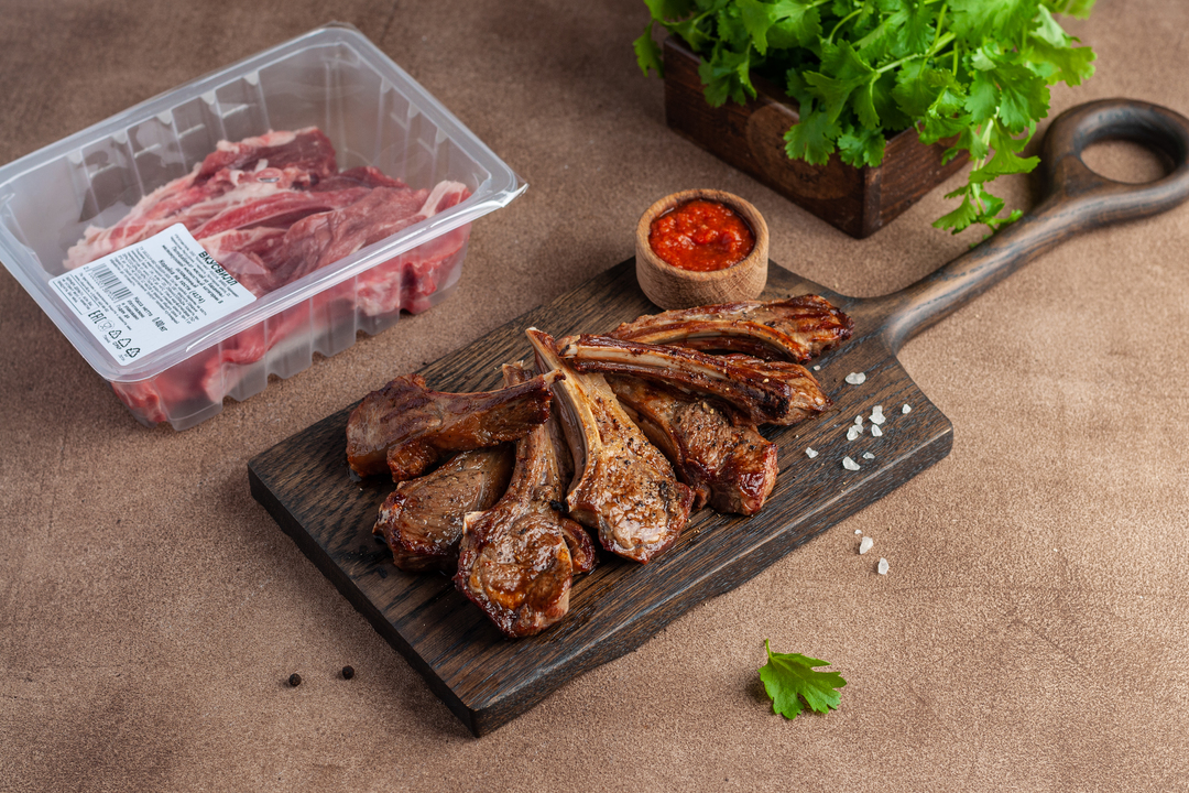 

Корейка баранины на кости 400г