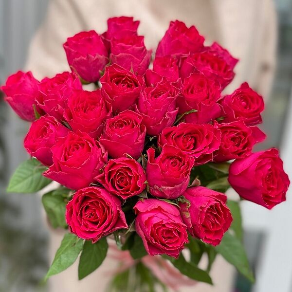 25 кенийских роз Малиновая (40 см)