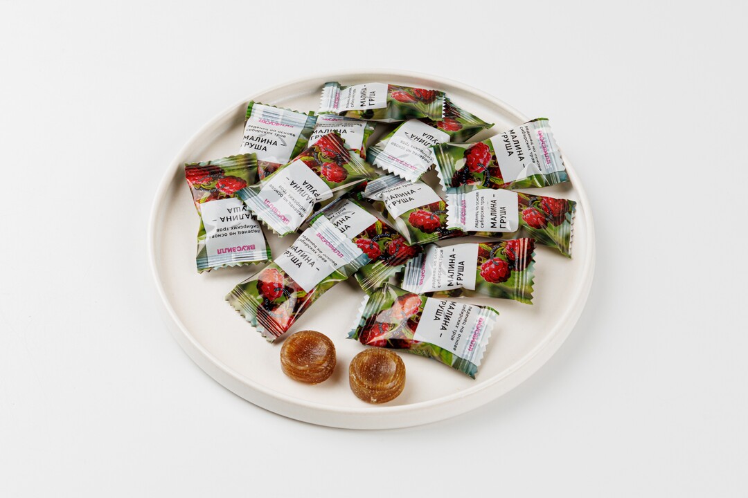 

Леденцы ВкусВилл на основе сибирских трав со вкусом малина-груша