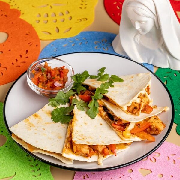 Кесадилья с цыпленком