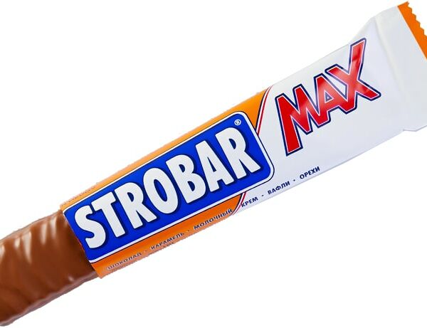 Шоколадный батончик Strobar Max с начинкой из мягкой карамели, с орехами и хрустящими вафлями 60г
