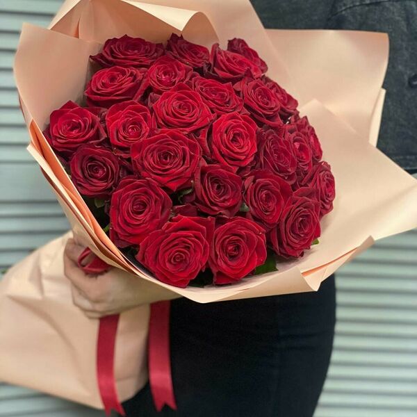 Букет из 25 роз 