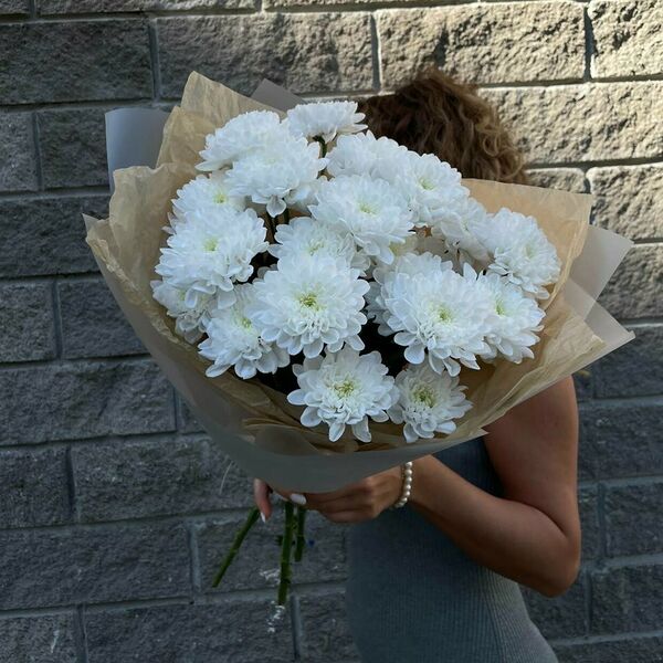 Монобукет из белоснежных хризантем