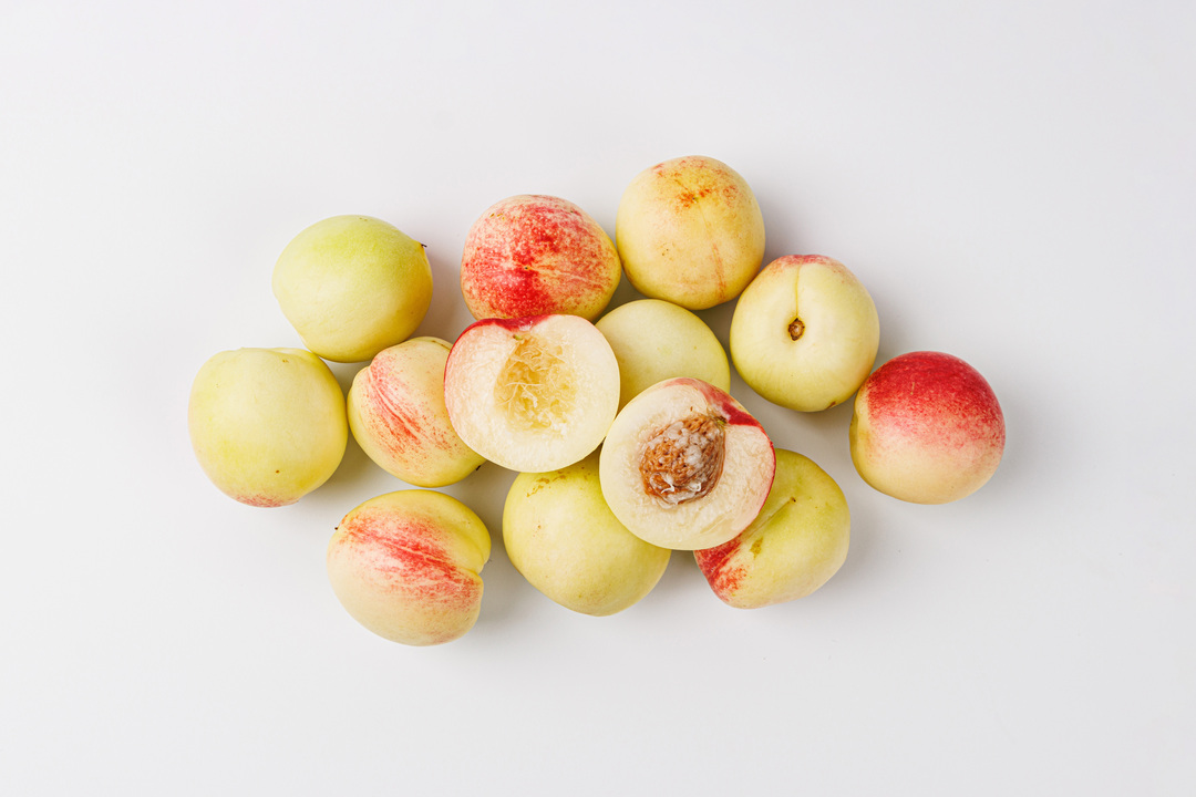 

Нектарины белые вес