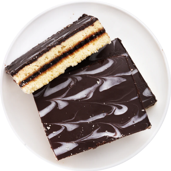 Изделие хлебобулочное РУССКАЯ ПЕЧЬ Александровская сдобное c начинкой со вкусом брусники 160г