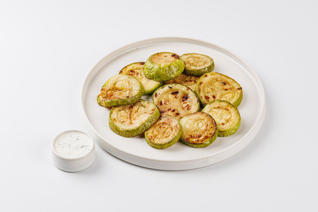 

Кабачки ВкусВилл "Гриль" со сметанно-чесночным соусом, 170 г