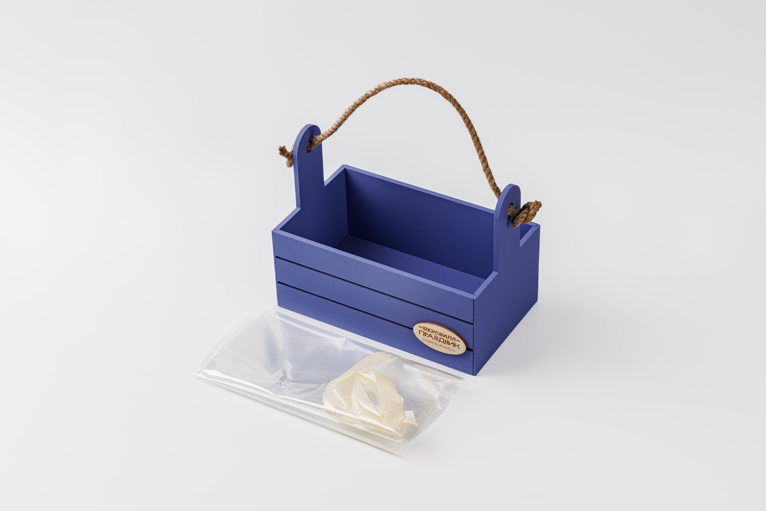 

Ящик подарочный ВкусВилл деревянный синий