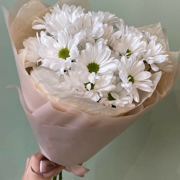 Букет с хризантемой