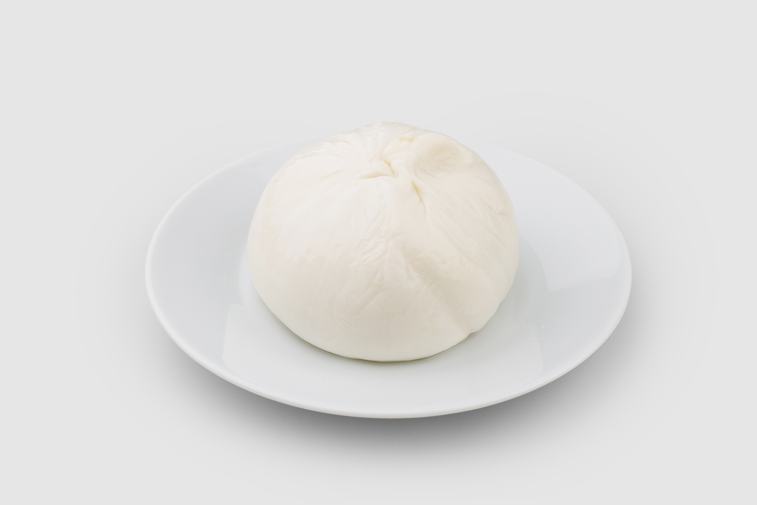 

Сыр "Буррата" с соусом песто