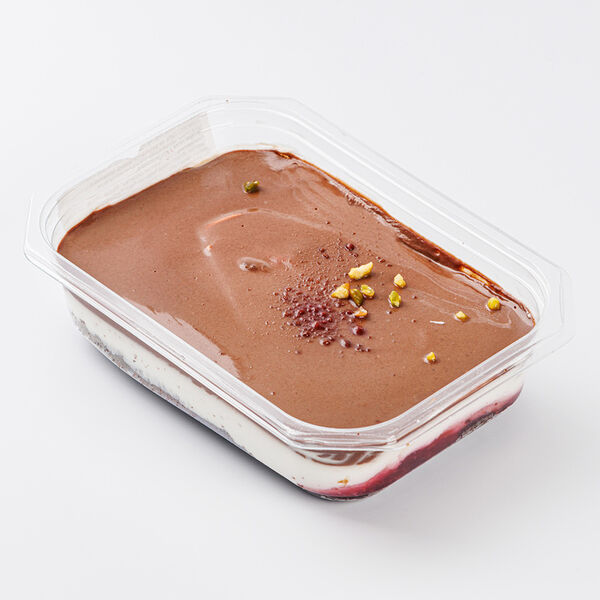 Десерт ВкусВилл Сливочно-шоколадный с вишней 180 г