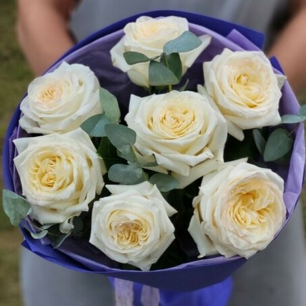 Пионовидные розы Канделайт