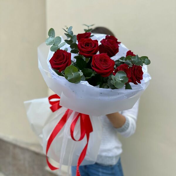Букет из красных роз