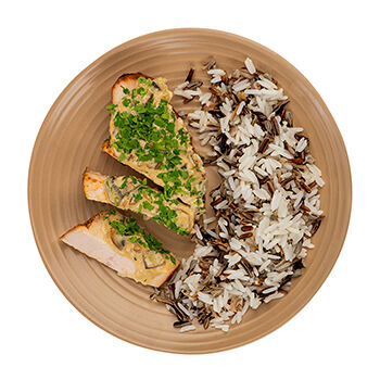 Индейка, запечённая под соусом «Жюльен» и рисом микс, Уже Готово