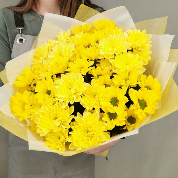 7 хризантем в оформлении