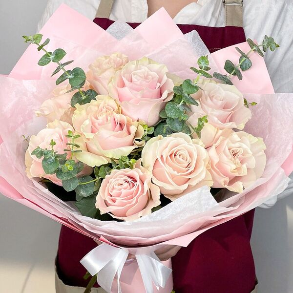 Букет из цветов, монобукет из роз Балерина 