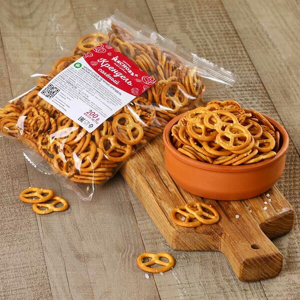 Крендель соленый МясновЪ Пекарня
