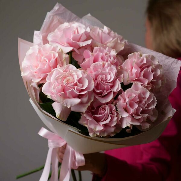 Розы французские 9 штук