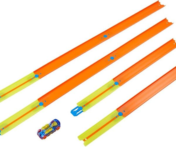 Автотрек Hot Wheels Конструктор трасс Прямые трассы с машинкой