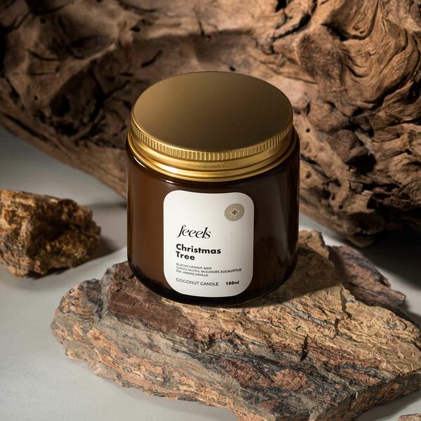 Свеча ароматическая Feeels Рождественская елка 100 мл