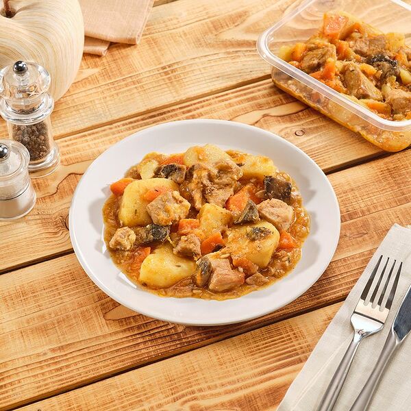 Жаркое Рестория Шеф из свинины с грибами 250 г