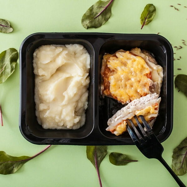 Мясо по-французски с картофельным пюре