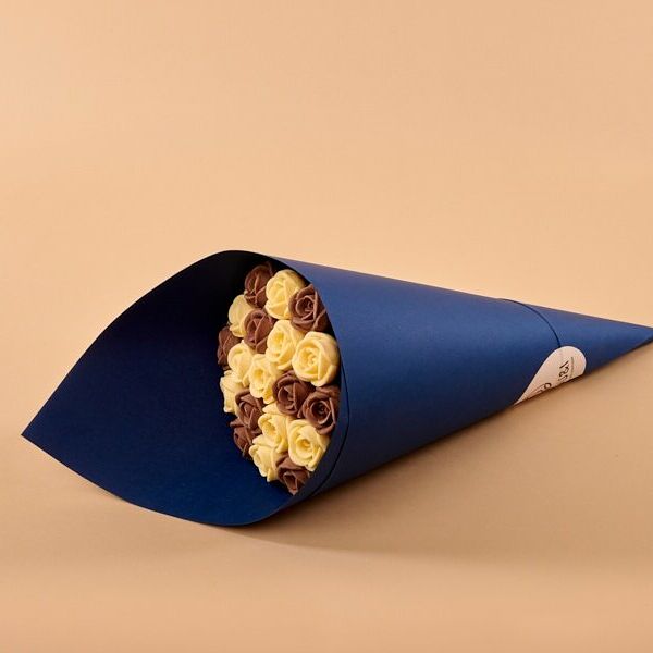 19 шоколадных роз в букете you&i (МБ_с)