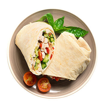 Ролл с курицей, сыром и овощами, Уже Готово