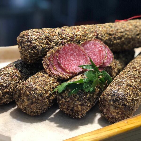 Колбаса сырокопченая Салями в перце