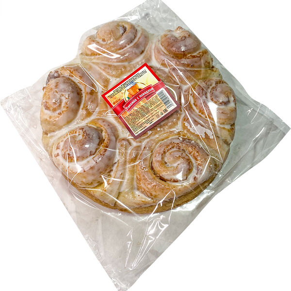 Булочка сдобная Лакомка с повидлом