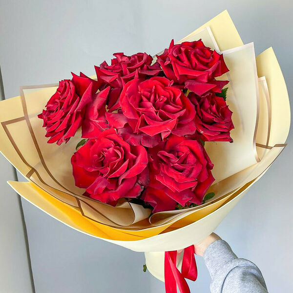 Супер WOW эффект !!! Букет из 7 красных французских роз