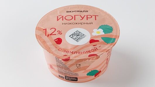 Йогурт ВкусВилл с земляникой 1,2%